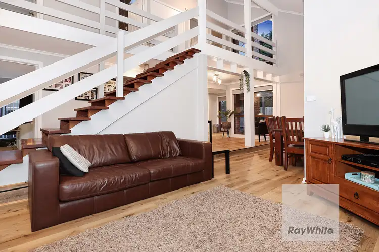 Fifth view of Homely house listing, 6 Thornleigh Place, Westmeadows VIC 3049