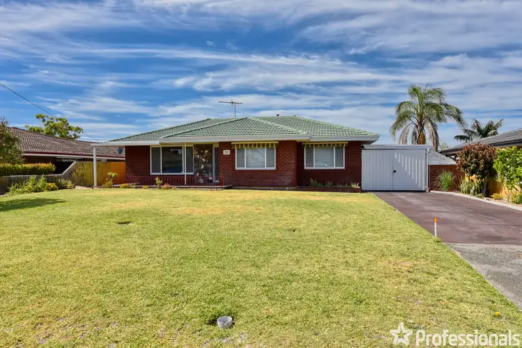 Second view of Homely house listing, 31 Tidefall Street, Safety Bay WA 6169
