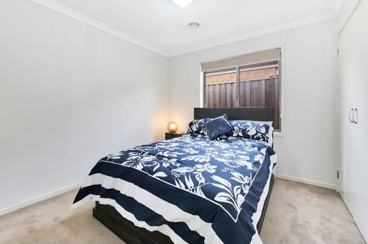 Sixth view of Homely house listing, 10 Guinea Flower Drive, Cranbourne West VIC 3977