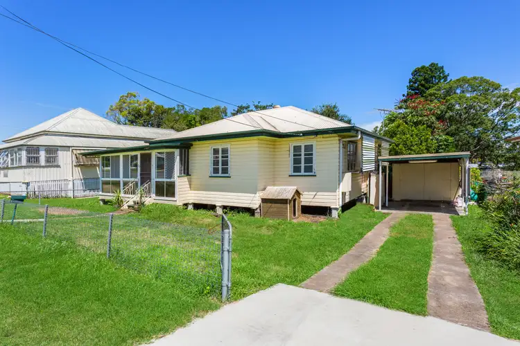 127 Blackstone Road, Silkstone QLD 4304