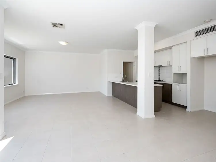 Fourth view of Homely house listing, 32/75 Baler Court, Hammond Park WA 6164