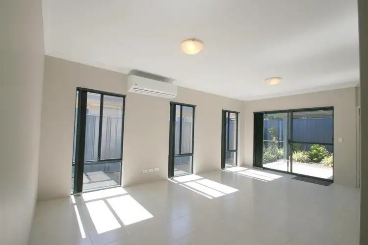Sixth view of Homely villa listing, 4/92 First Avenue, Bassendean WA 6054