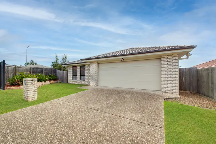1/12 Walnut Crescent, Lowood QLD 4311