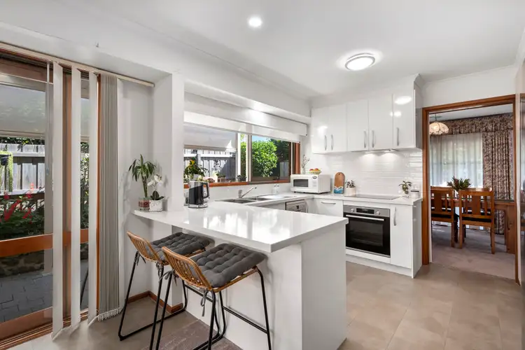 30 Elinbank Drive, Grovedale VIC 3216