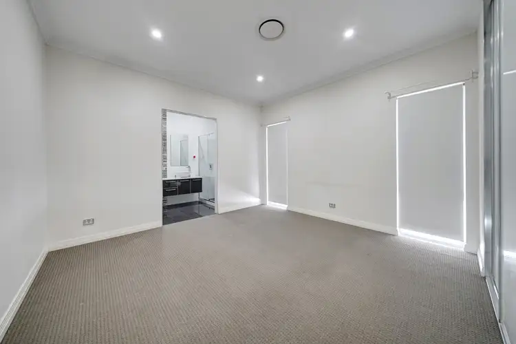 Fourth view of Homely semi-detached listing, 6B Moore Street, Dianella WA 6059