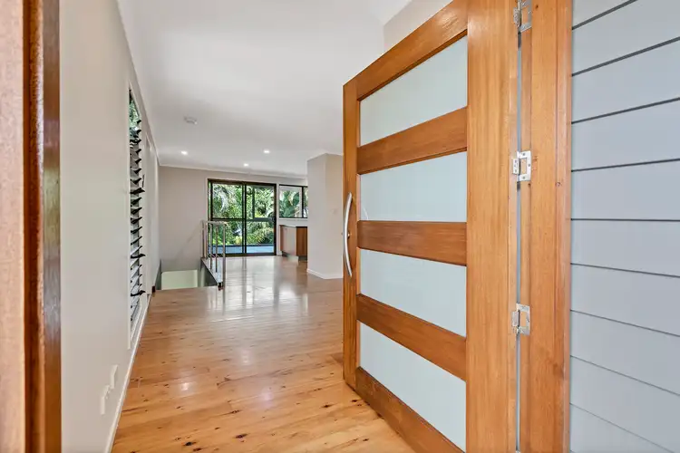 Second view of Homely house listing, 7 Orlando Crescent, Kuluin QLD 4558
