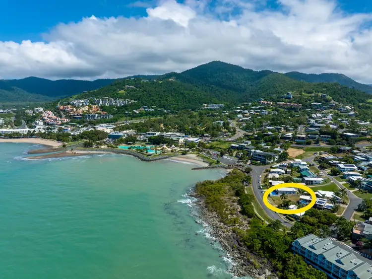4 Broadwater Avenue, Airlie Beach QLD 4802