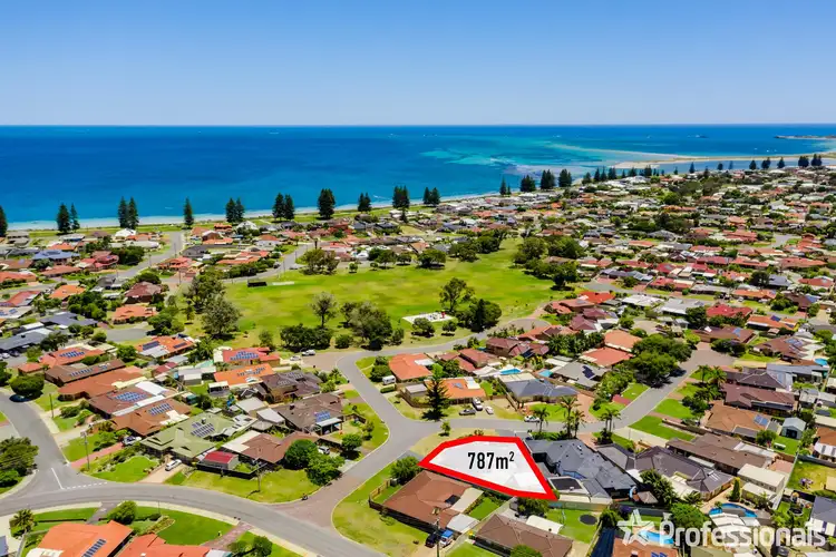 4 Alfred Close, Safety Bay WA 6169
