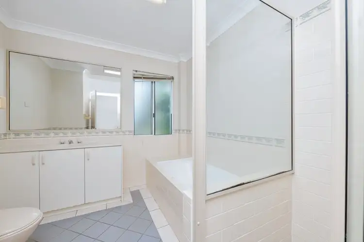 Sixth view of Homely house listing, 5 Eaton Circle, Kirwan QLD 4817