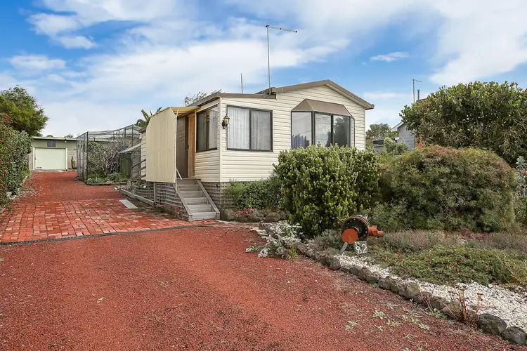 82 Walls Street, Camperdown VIC 3260