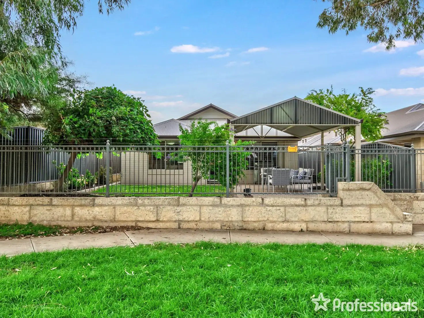 Main view of Homely house listing, 10 Lucan Lane, Baldivis WA 6171