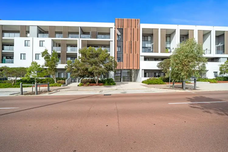 81/16 Midgegooroo Avenue, Cockburn Central WA 6164