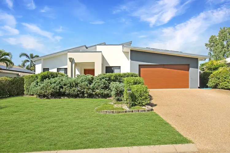 42 Donostia Crescent, Bushland Beach QLD 4818