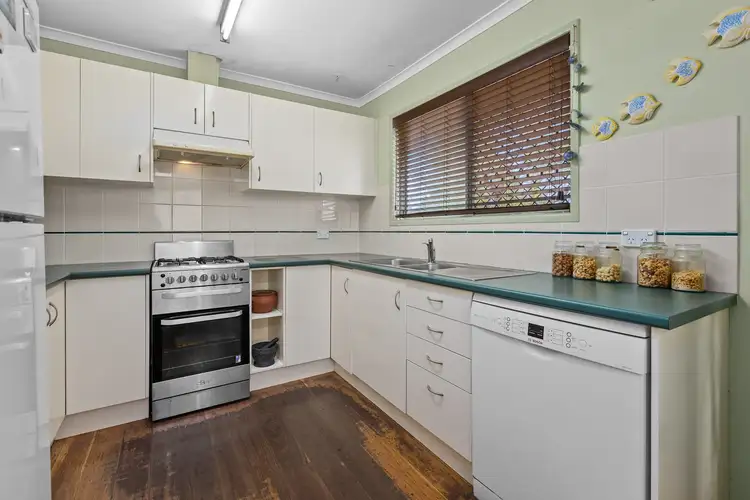 Sixth view of Homely house listing, 5 Drevesen Avenue, Cleveland QLD 4163