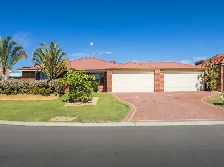 2 Satinwood Court, Thornlie WA 6108