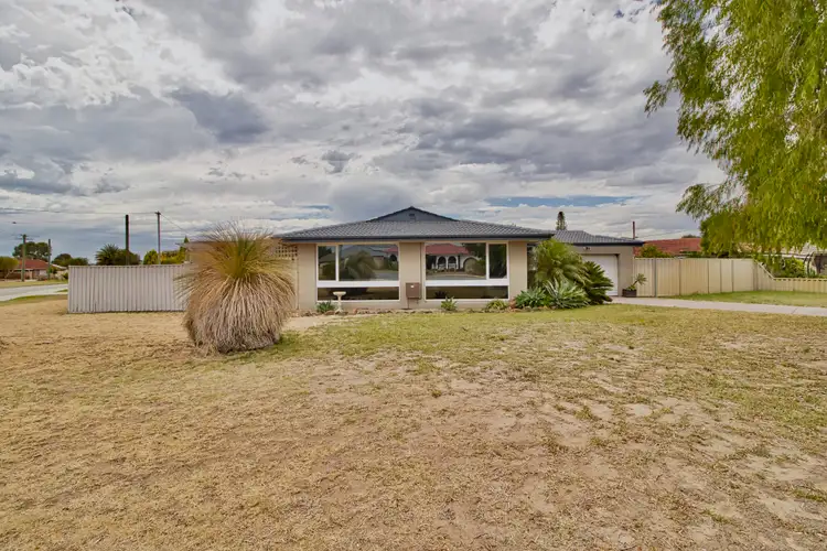 62 Malibu Road, Safety Bay WA 6169