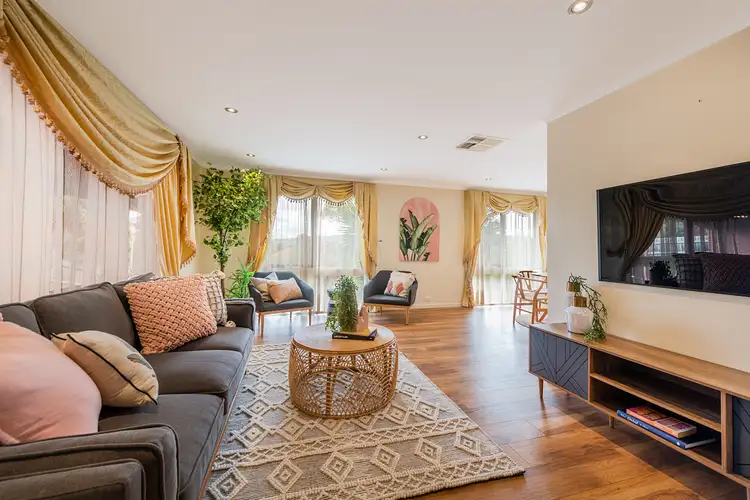 Second view of Homely house listing, 2 Nash Court, Endeavour Hills VIC 3802