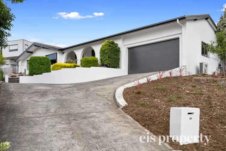 40 Susan Parade, Lenah Valley TAS 7008