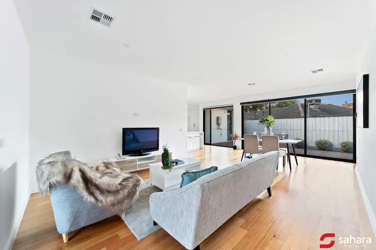 Fourth view of Homely townhouse listing, 2/168 Blackburn Road, Glen Waverley VIC 3150