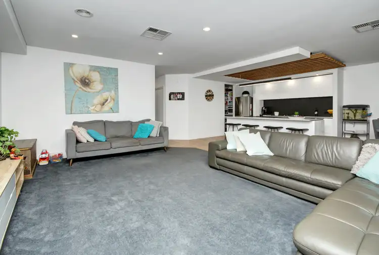 Sixth view of Homely house listing, 12 Hovey Court, Horsham VIC 3400