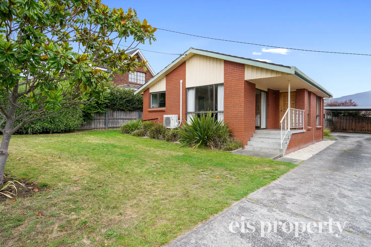 Main view of Homely villa listing, 2/19b Maranoa Road, Kingston TAS 7050