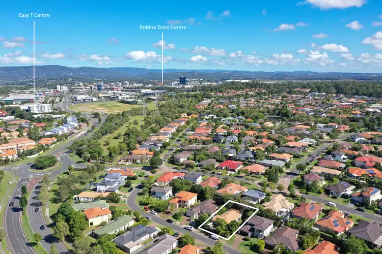 10 Solitaire Place, Robina QLD 4226