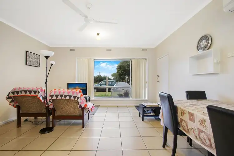 Third view of Homely unit listing, 2 / 76 Salisbury Street, Benalla VIC 3672