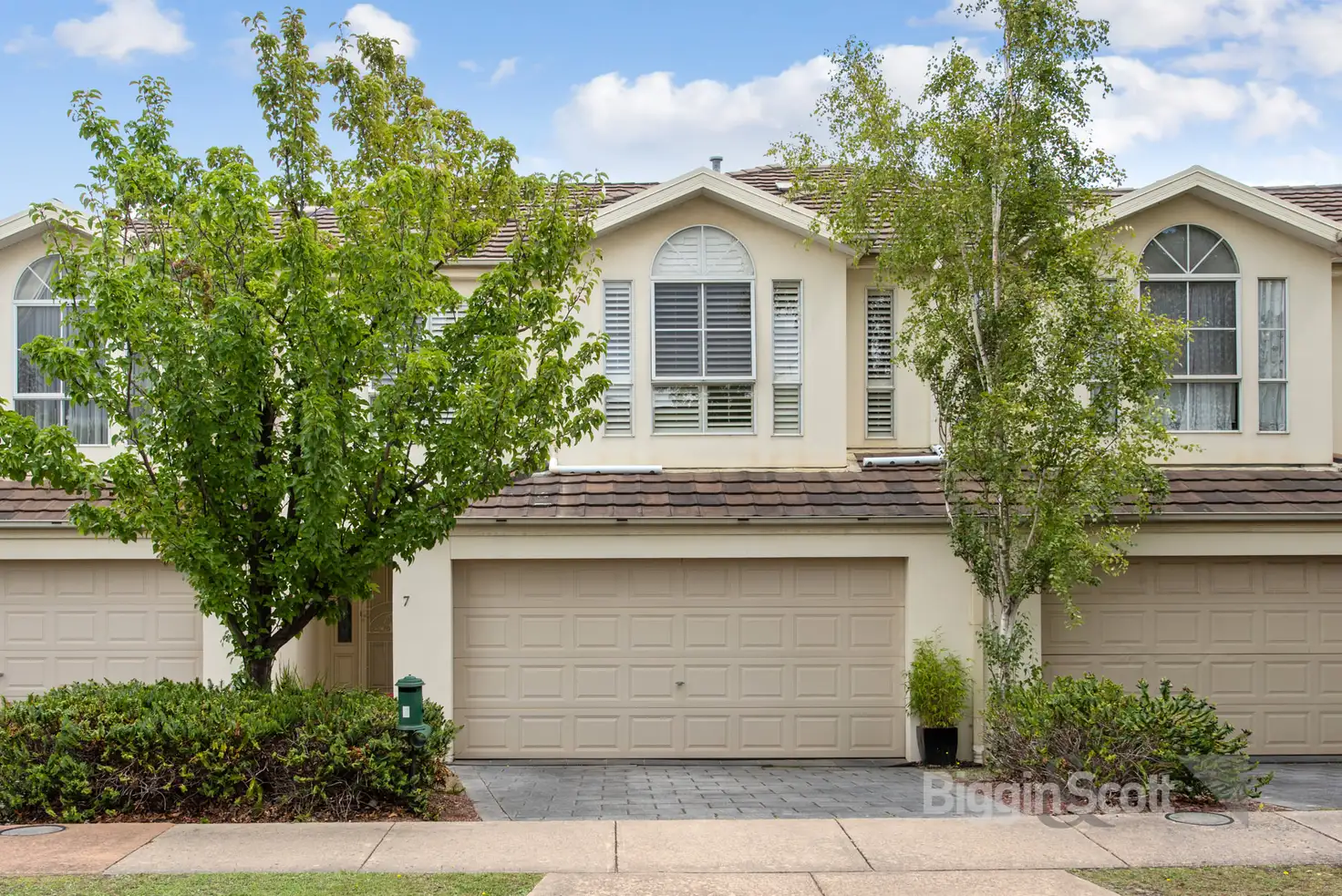 Main view of Homely townhouse listing, 7 Avendon Boulevard, Glen Waverley VIC 3150