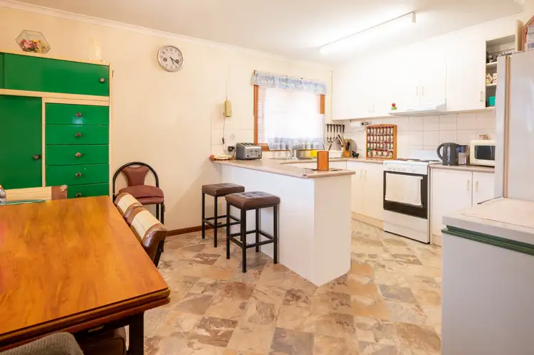 Seventh view of Homely house listing, 4 Banksia Court, Darlington Point NSW 2706