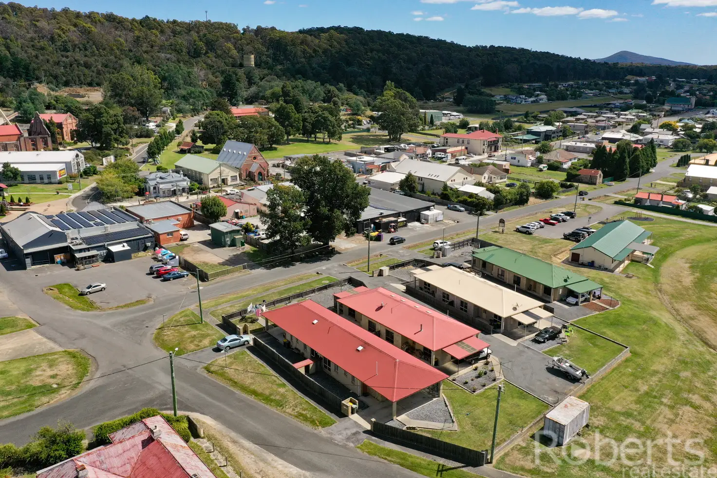 Main view of Homely unit listing, 2A - 4 Fysh Street, Beaconsfield TAS 7270