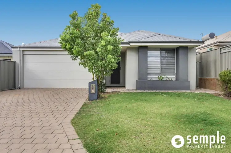 10 Ironcap Grove, Wandi WA 6167