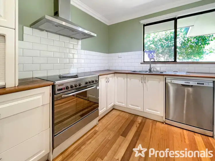 Sixth view of Homely house listing, 7 Pitonga Way, Greenwood WA 6024