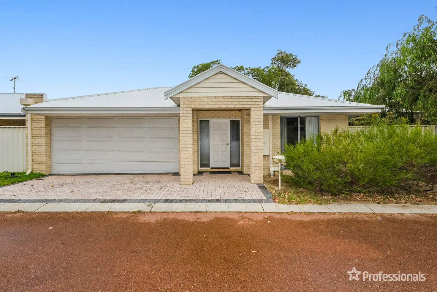 Main view of Homely house listing, 2 Zamia Loop, Wannanup WA 6210