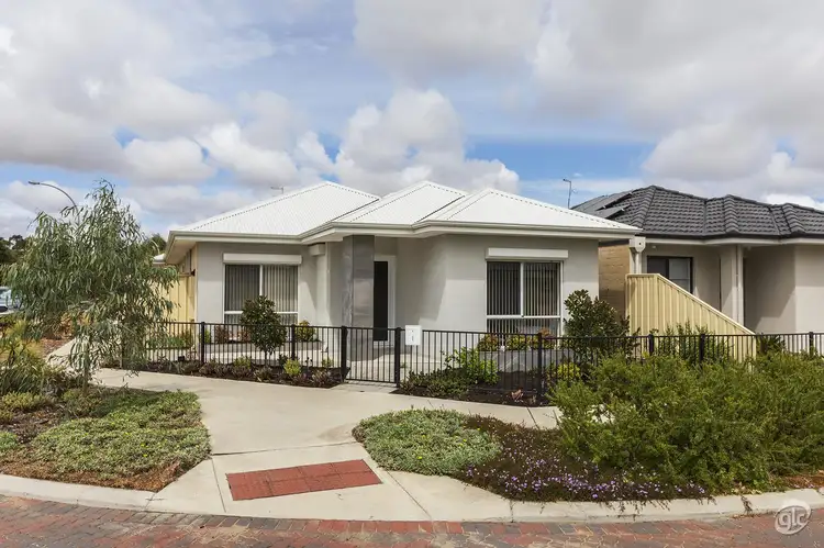 1 Yellowstone Grove, Success WA 6164