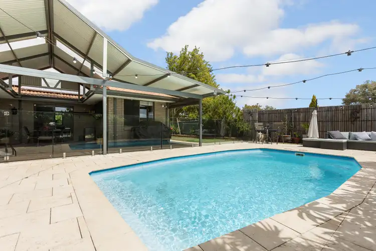 27 Woodpecker Avenue, Willetton WA 6155