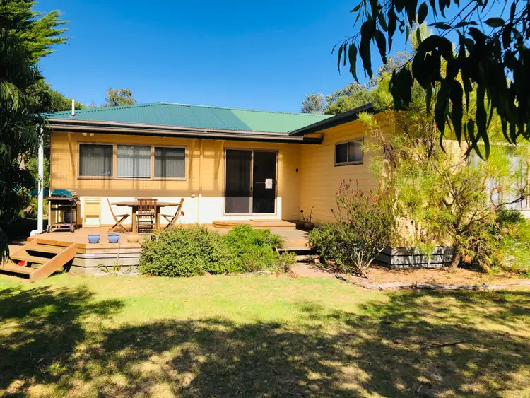 38 Ash Ave, Sandy Point VIC 3959