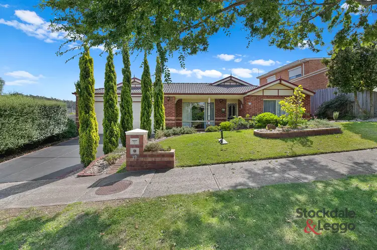 19 Silver Gum Drive, Pakenham VIC 3810