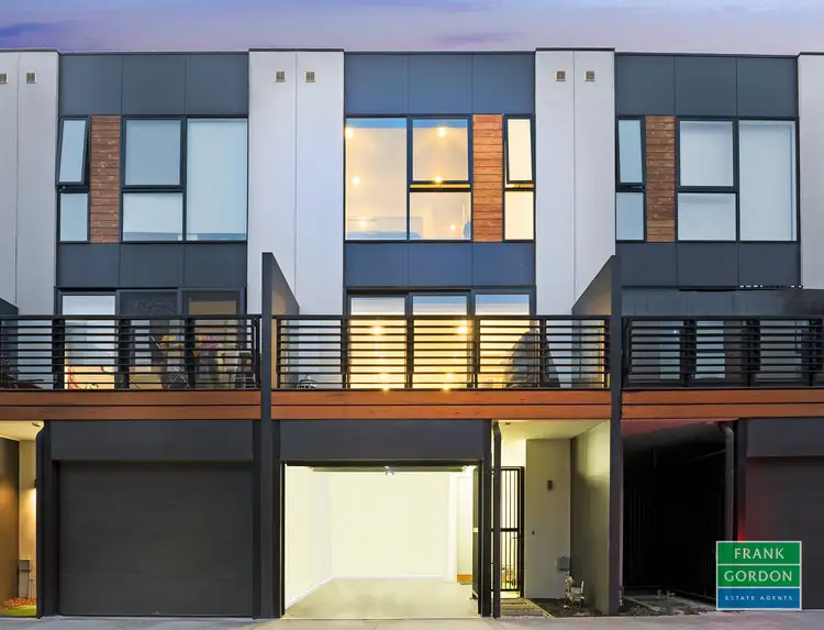 14 Bruford Road, Port Melbourne VIC 3207