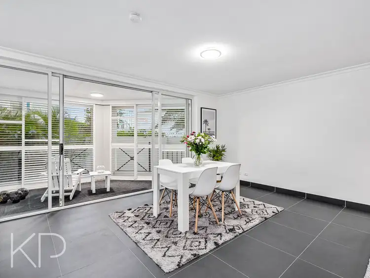 Third view of Homely unit listing, 6/4-6 Northcliffe Terrace, Surfers Paradise QLD 4217