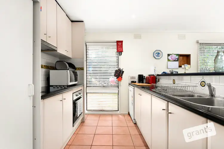 Second view of Homely house listing, 5 Kraft Court, Pakenham VIC 3810