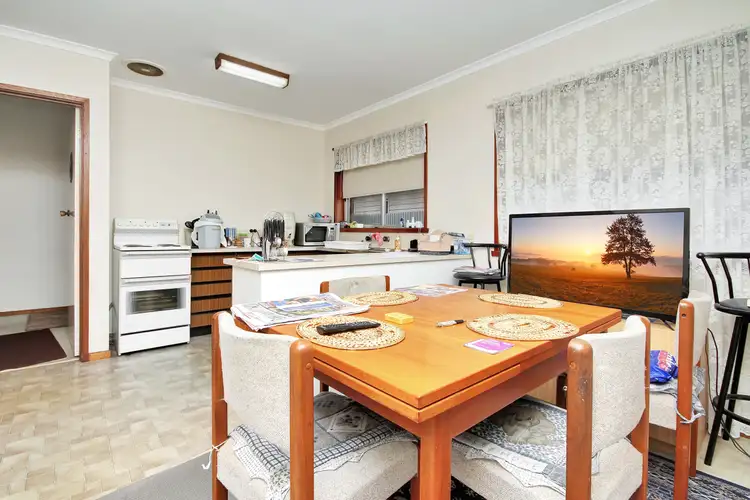 Second view of Homely house listing, 4/2 Mclachlan Street, Horsham VIC 3400