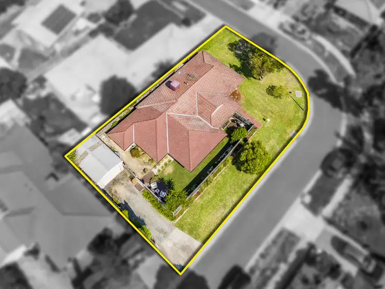 Fifth view of Homely house listing, 17 Heywood Crescent, Cranbourne North VIC 3977