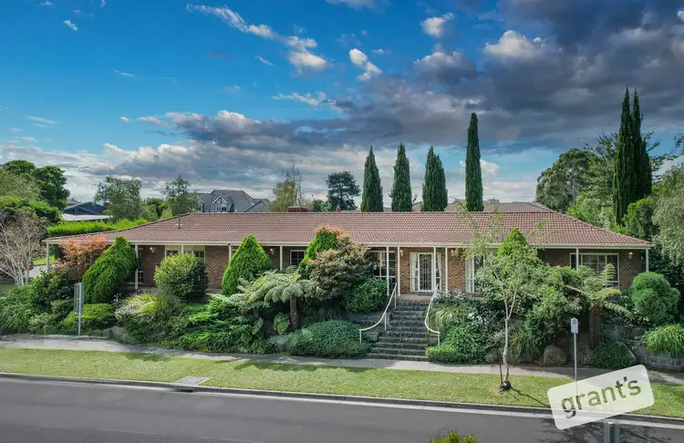 7 Mary Court, Berwick VIC 3806