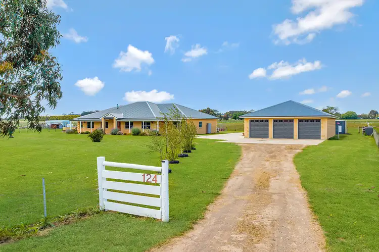 124 Noogee Road, Terang VIC 3264