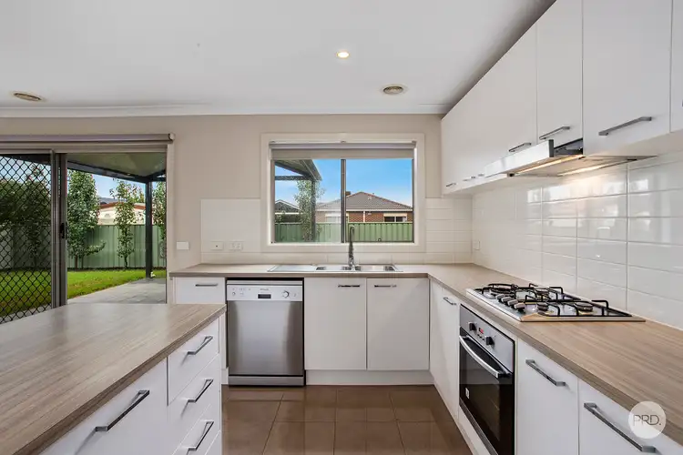 Fifth view of Homely house listing, 8 Coal Court, Epsom VIC 3551