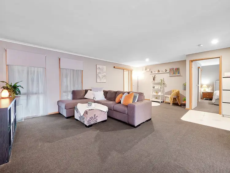 Sixth view of Homely house listing, 4 Balwyn Court, Narre Warren VIC 3805