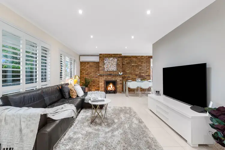 6 Pandorea Street, Everton Hills QLD 4053