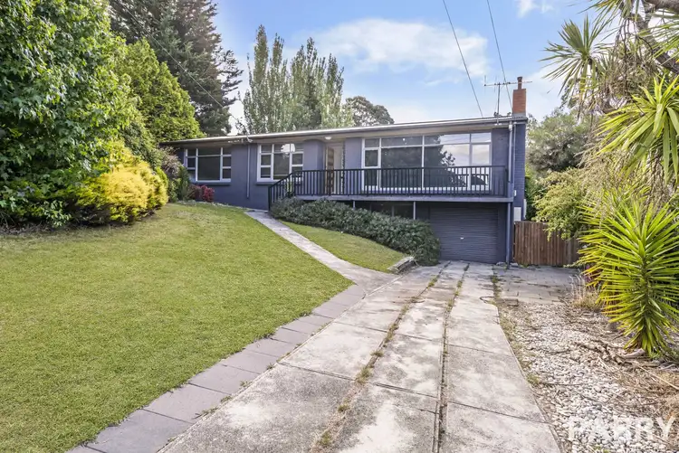 19 Kenbrae Place