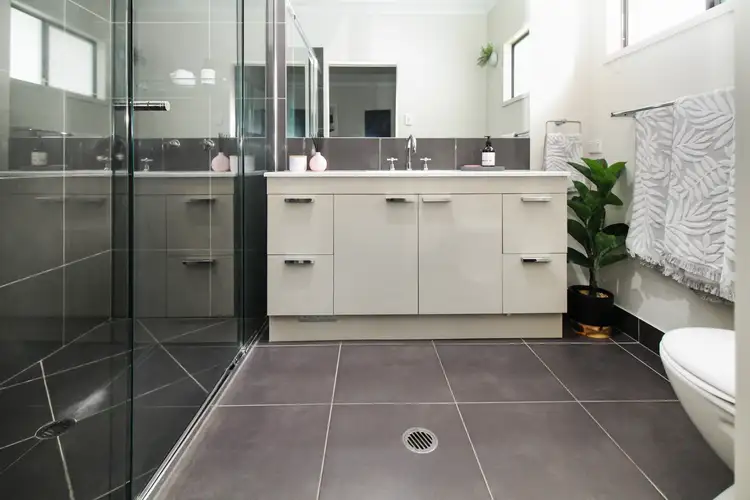 Sixth view of Homely house listing, 8 Izaro Circuit, Burdell QLD 4818