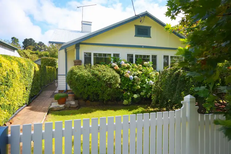 4 Sheila Street, Medlow Bath NSW 2780